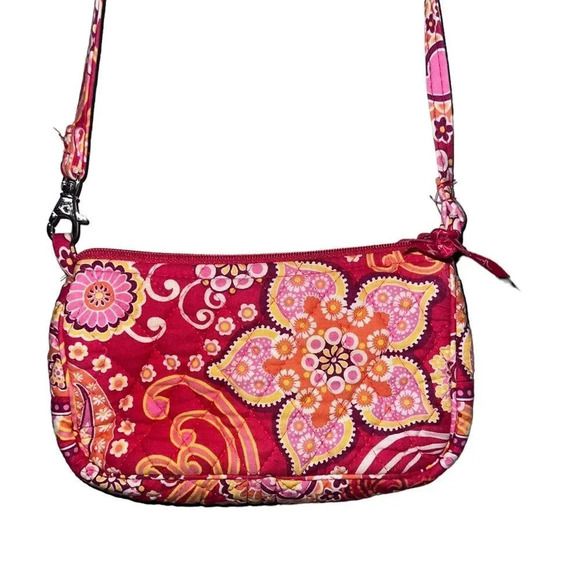 Retired Vera Bradley Rasberry Fizz Crossbody‎ - Picture 2 of 5